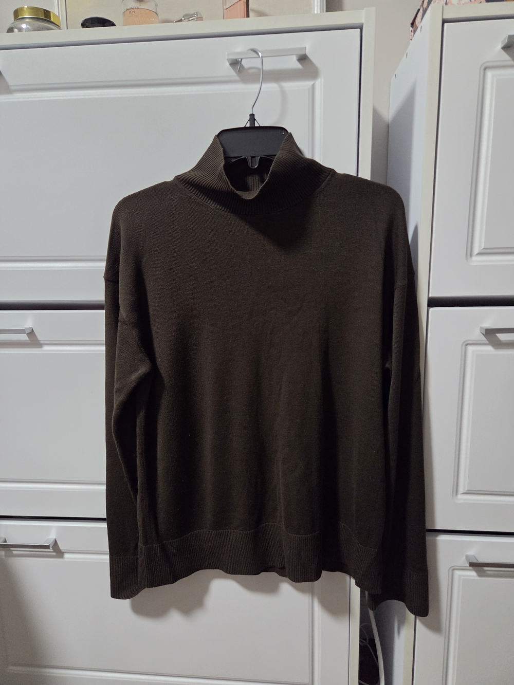 H&M Men's Brown Turtleneck Sweater